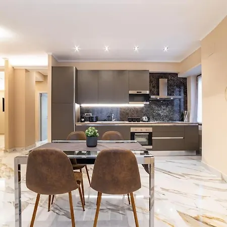 50 Gandino Deluxe Διαμέρισμα